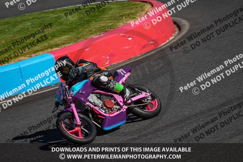 enduro digital images;event digital images;eventdigitalimages;mallory park;mallory park photographs;mallory park trackday;mallory park trackday photographs;no limits trackdays;peter wileman photography;racing digital images;trackday digital images;trackday photos